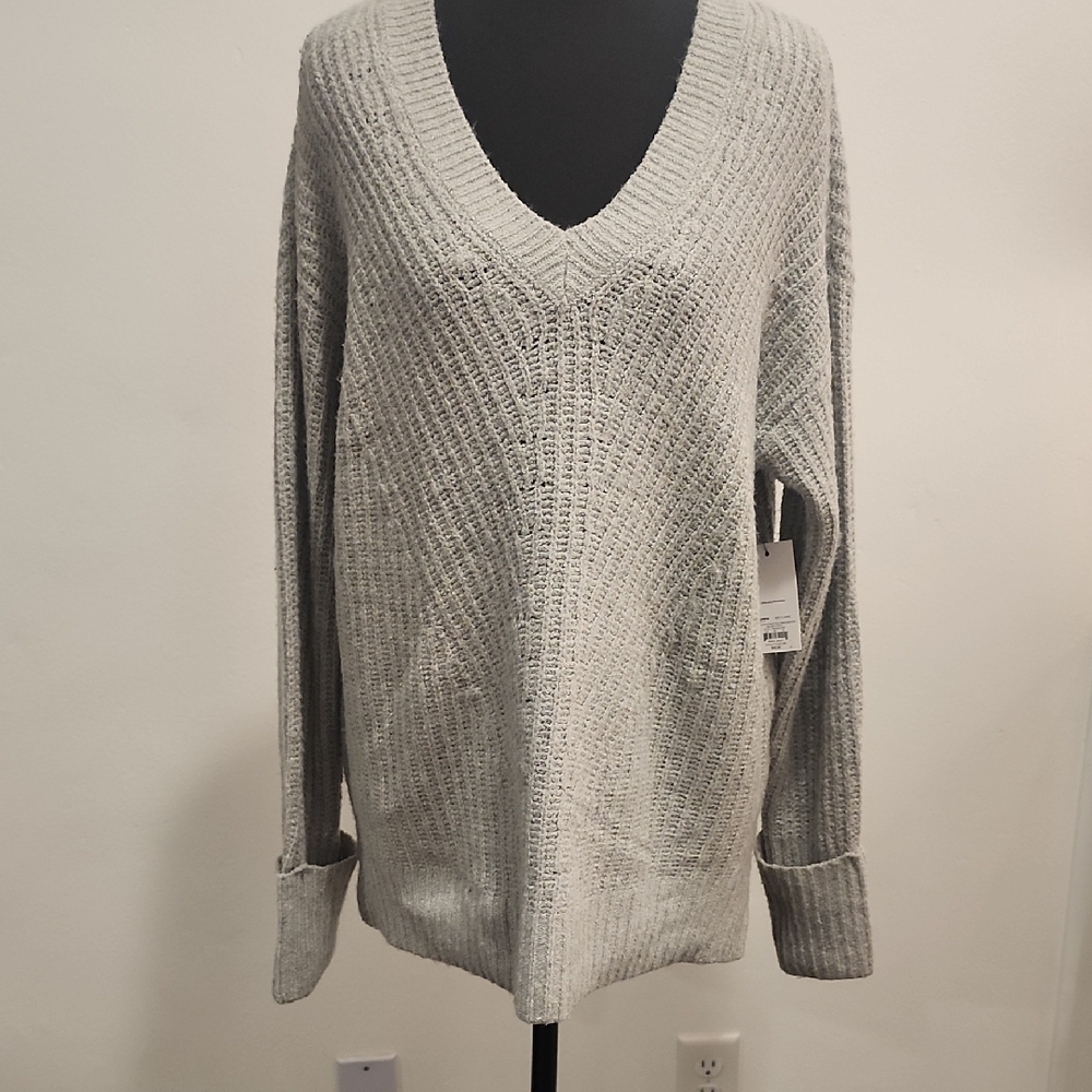 Nine West Gray V-Neck Sweater Relaxed Fit